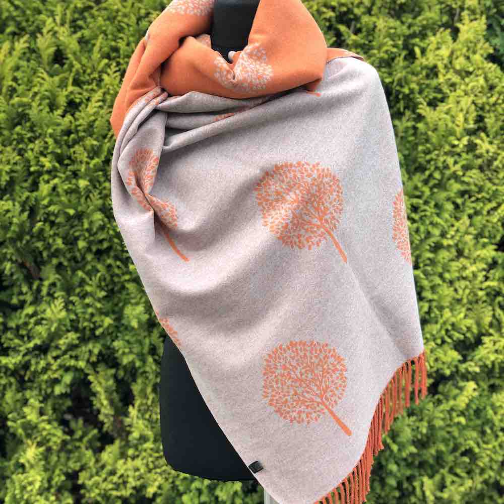 Reverse side of orange scarf