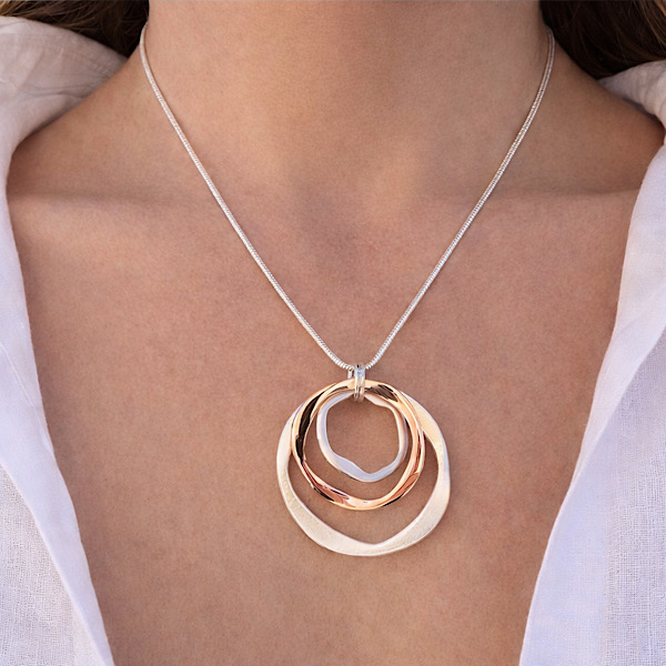 rose gold quirky circles necklace