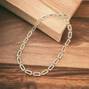 rectangle necklace with t bar closure