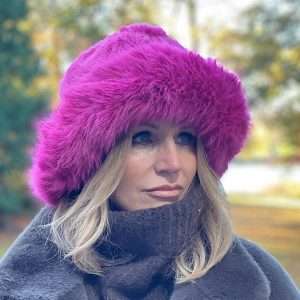 Cerise lusury bucket hat