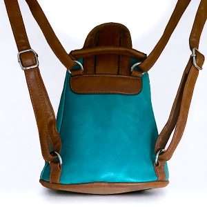 back of bag showing tan straps