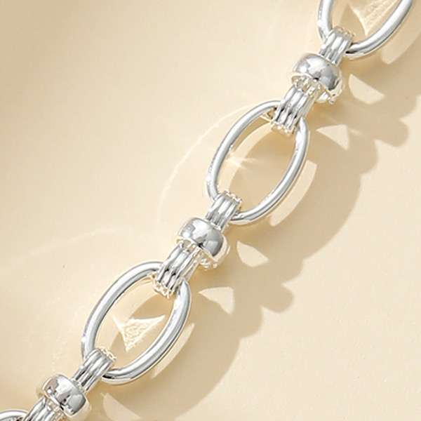 links enlarged