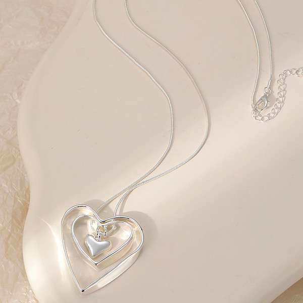 full heart long necklace