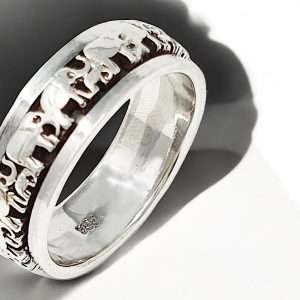 silver spinning elephant ring