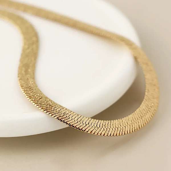 gold chain necklace