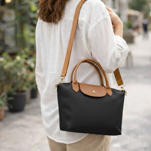 black small tote on model