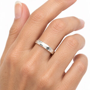 simple sterling silver band ring